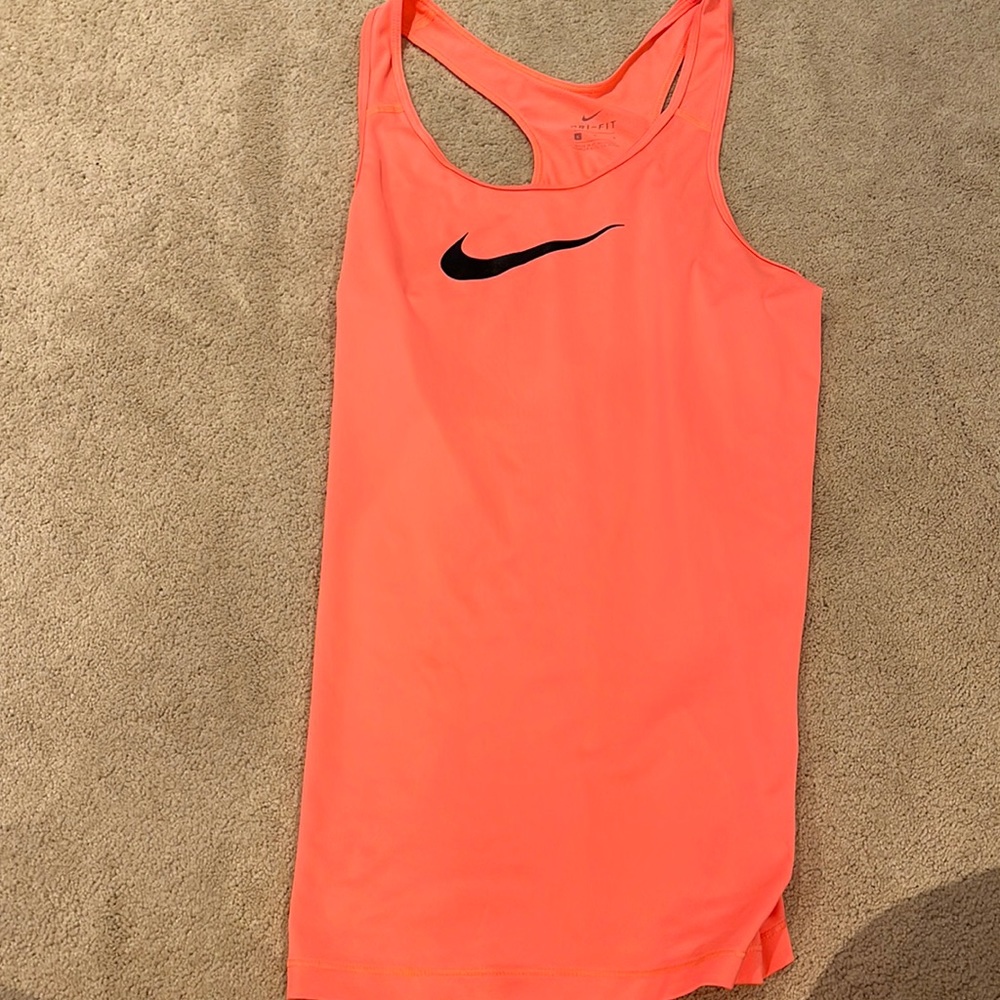 Women’s Nike tank top